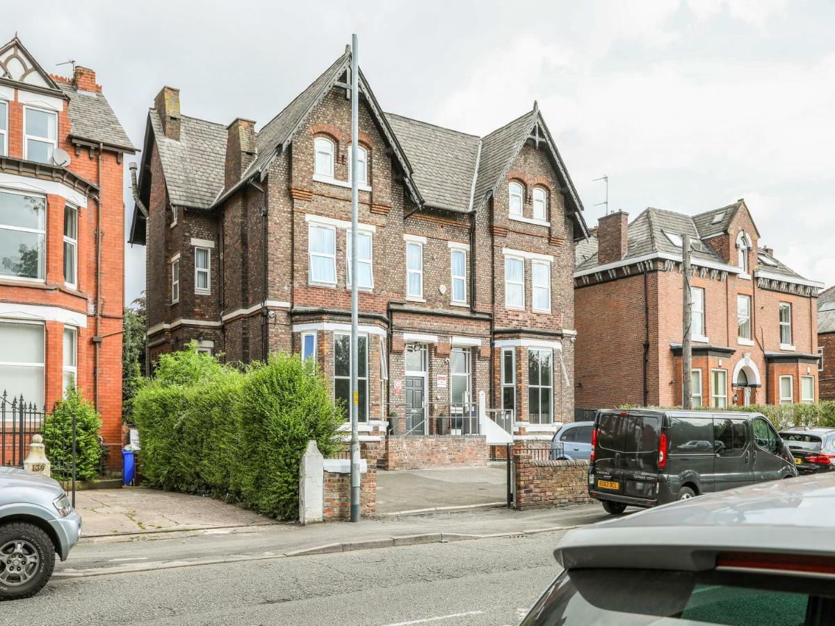 Oyo Hala Guest House Manchester Exteriér fotografie